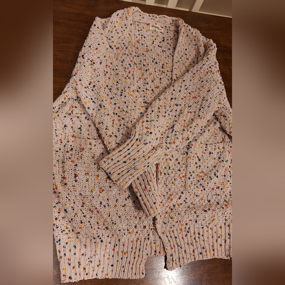 Cardigan - Picture 5 of 5